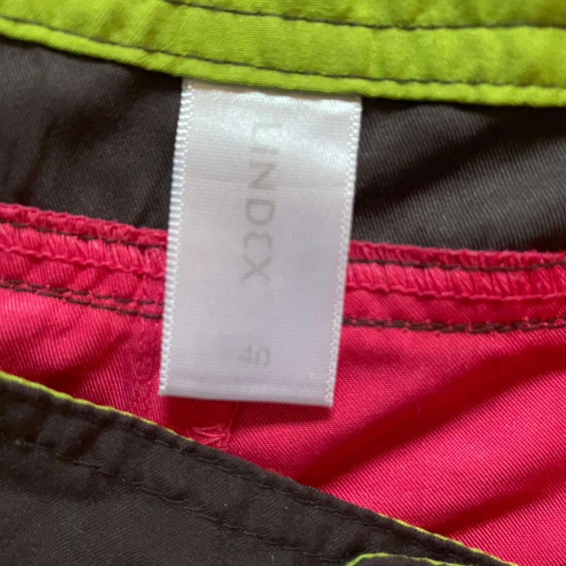 Färgglada shorts från Index - 2