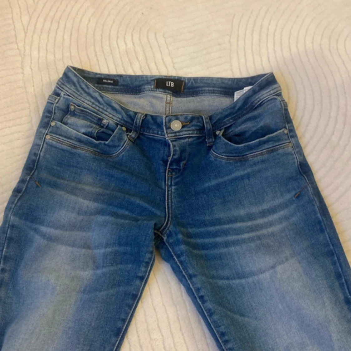 Bootcut jeans från LTB