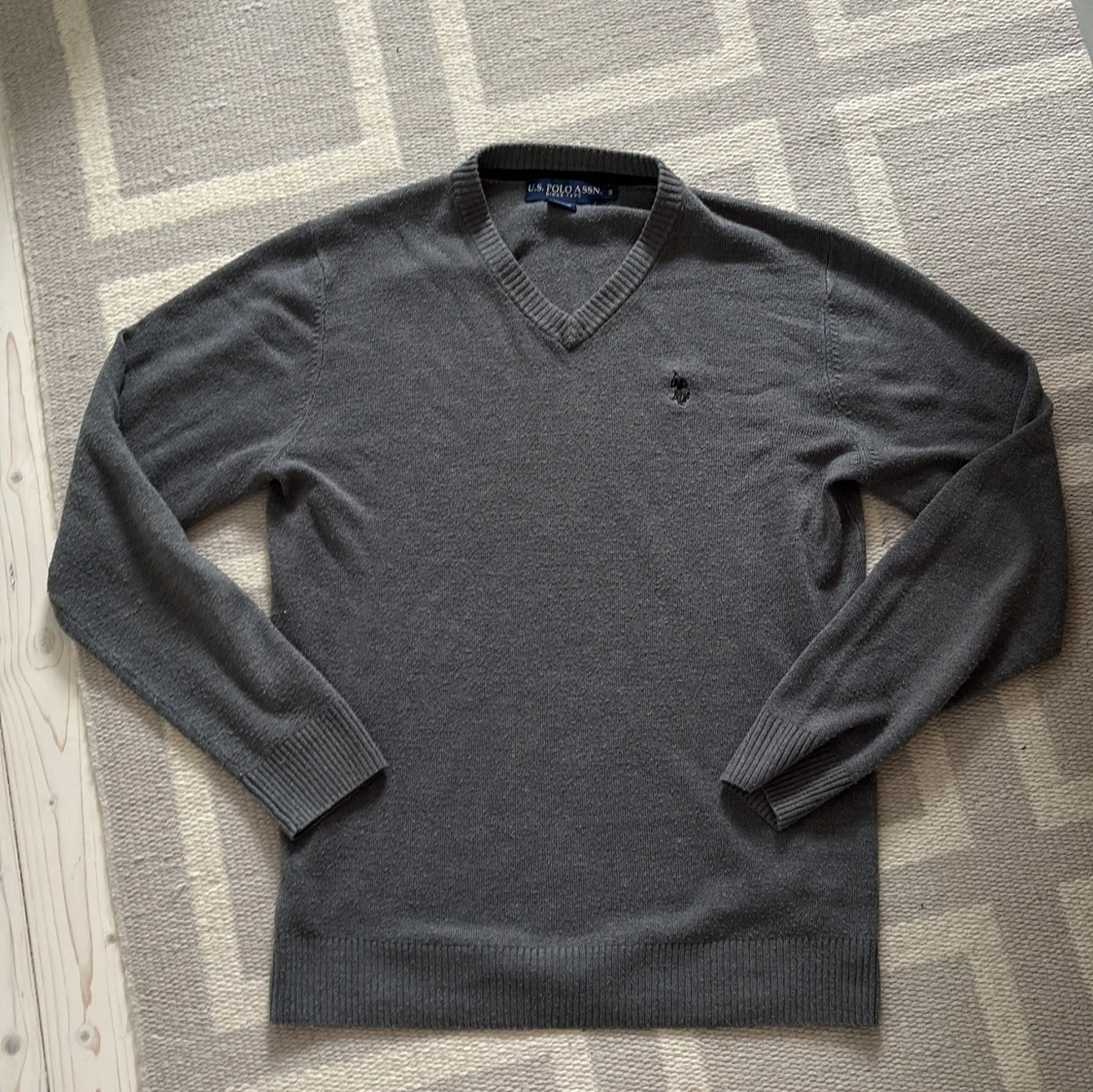 v-ringad U.S. Polo Assn tröja