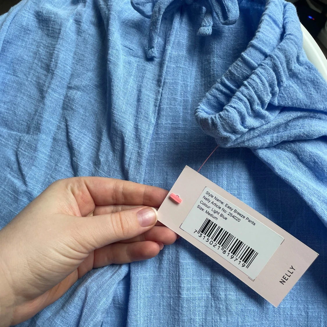 Ljusblå linnebyxor från Nelly - 2
