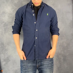 Ralph Lauren skjorta  - Skick: 8/10 | Tillbehör: Bara skjortan | Nypris: +-2000 SEK