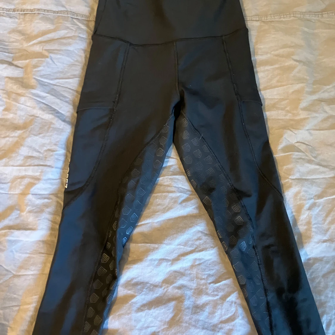 Maya Delorez ridbyxor