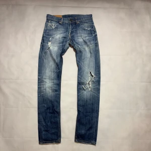 Dondup jeans  - -model: Dondup SAM - Conditon:5/10 - size W/30- retail price:3499 SEK J4