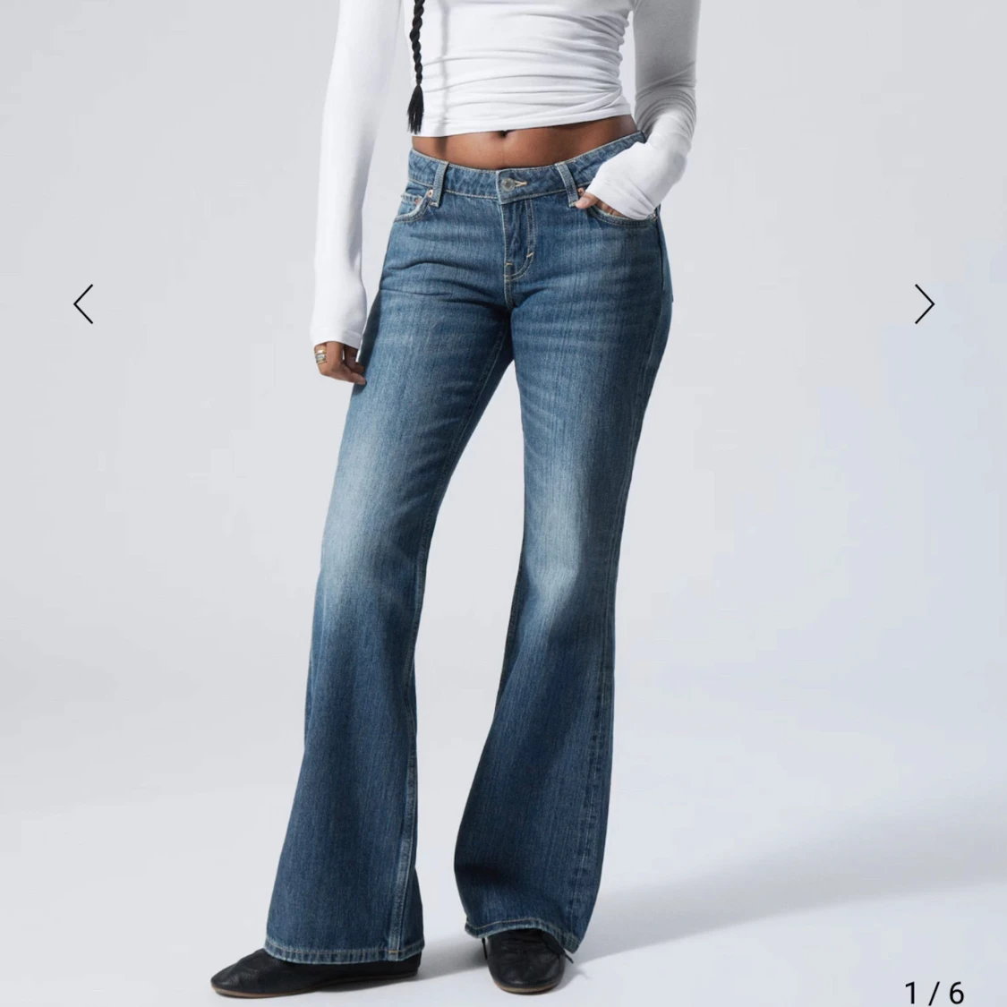 Blå bootcut jeans
