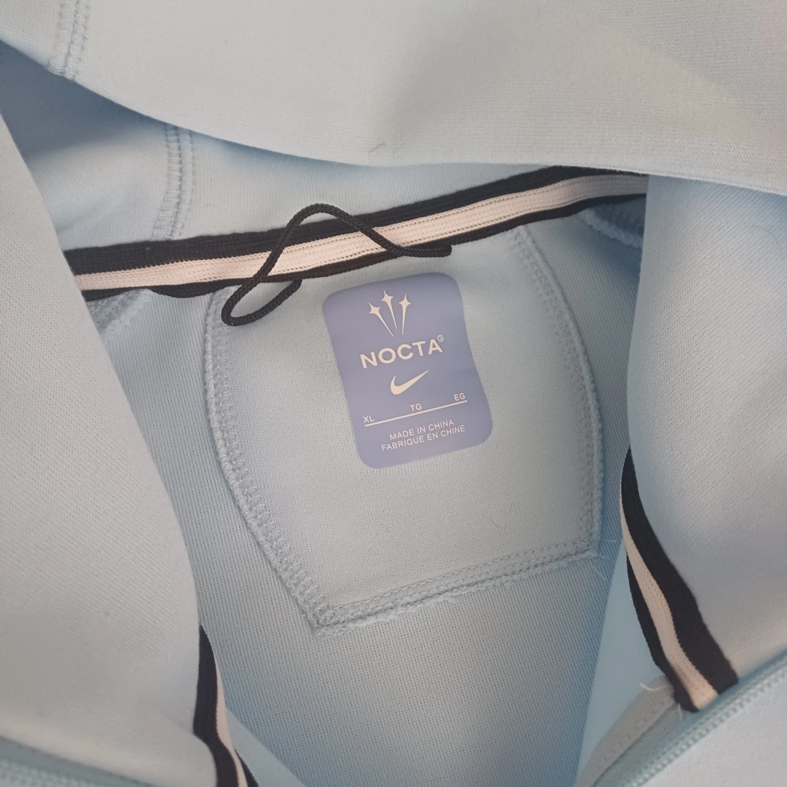 Ljusblå hoodie från Nike NOCTA - 3