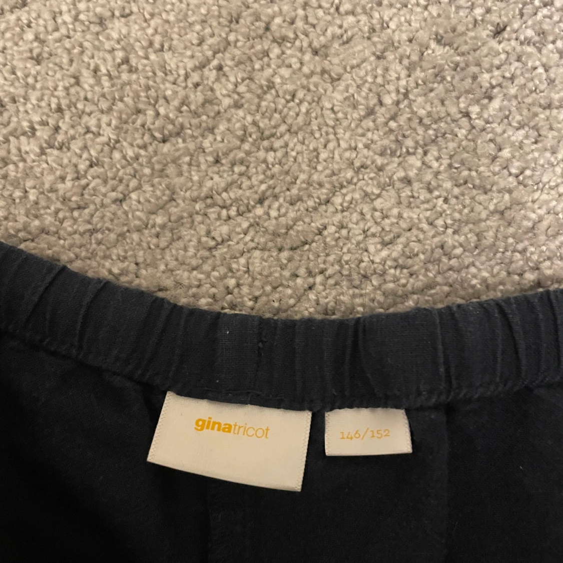 Marinblå kappa och linne byxor - 3