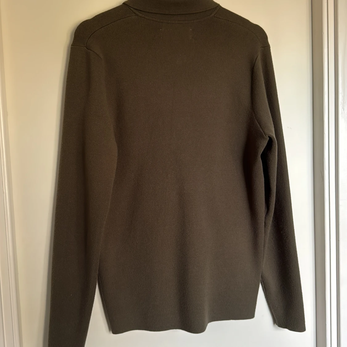 Mörkgrön stickad tröja med dragkedja från Samsøe Samsøe - 3