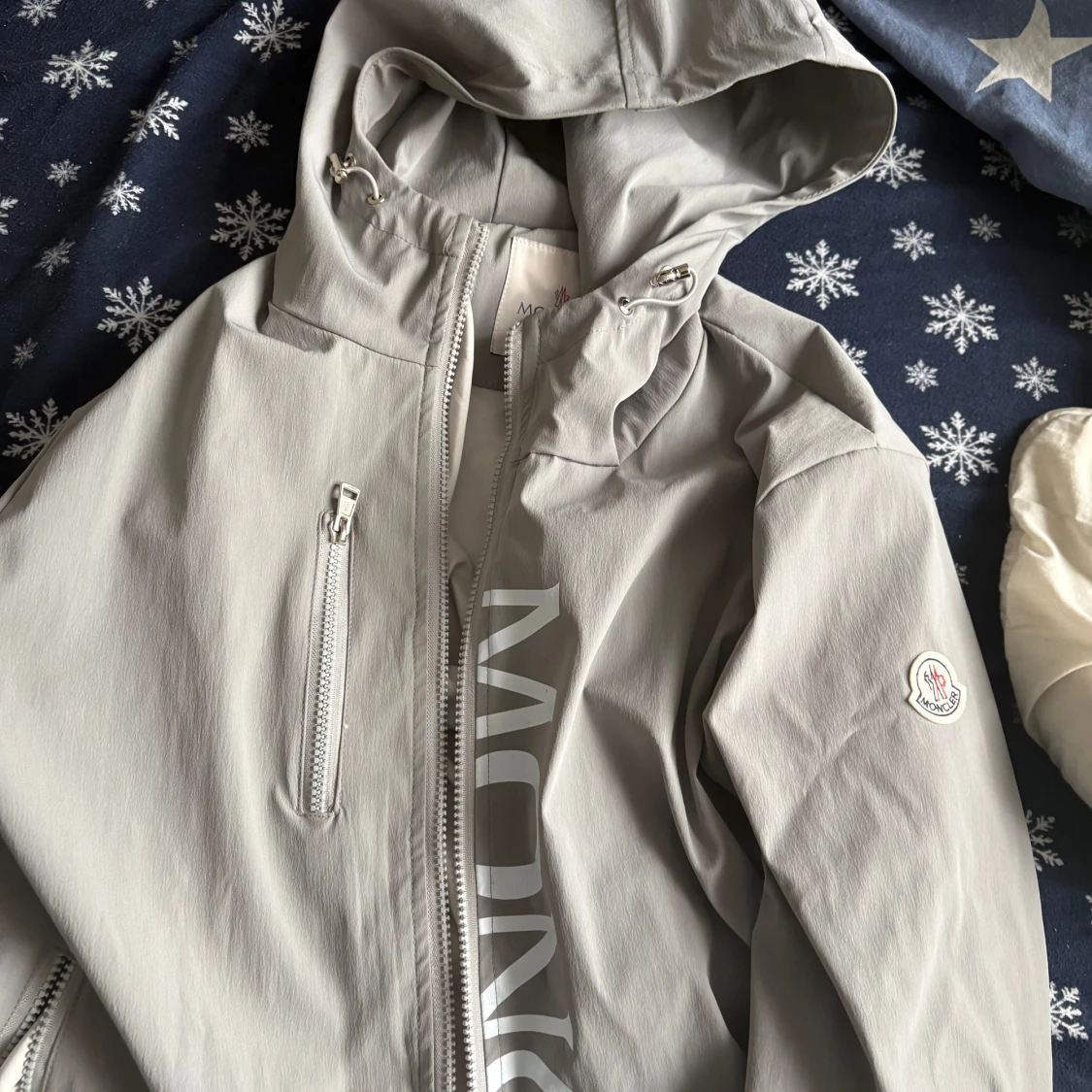 Ljusgrå vindjacka Moncler - 1