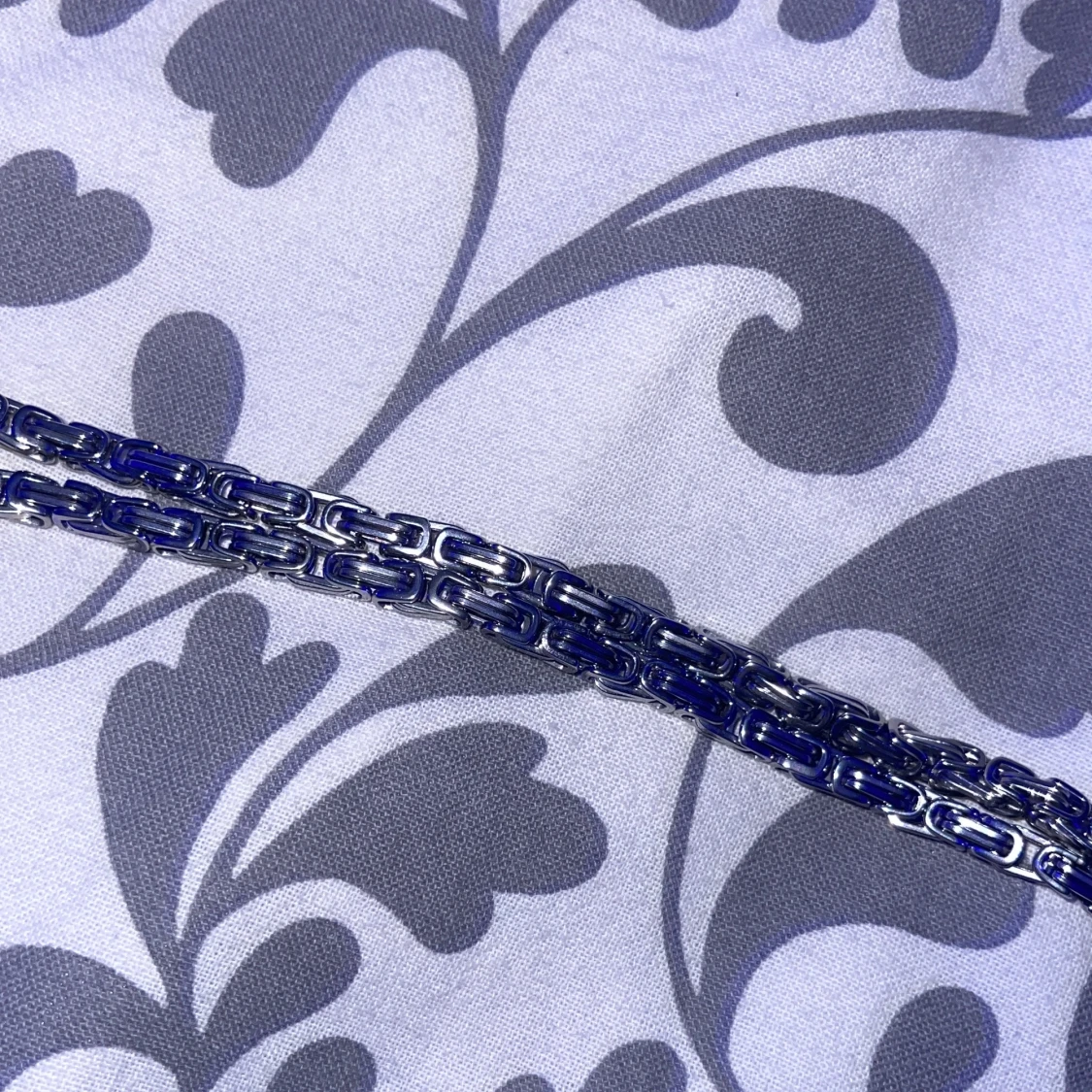 Silverfärgat kejsarhalsband  - 2