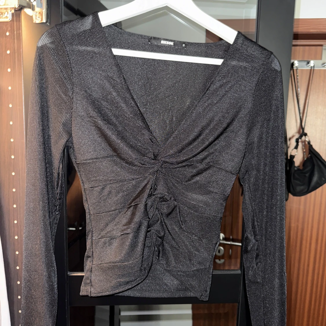 Figursydd långaramad topp - BIKBOK - 1