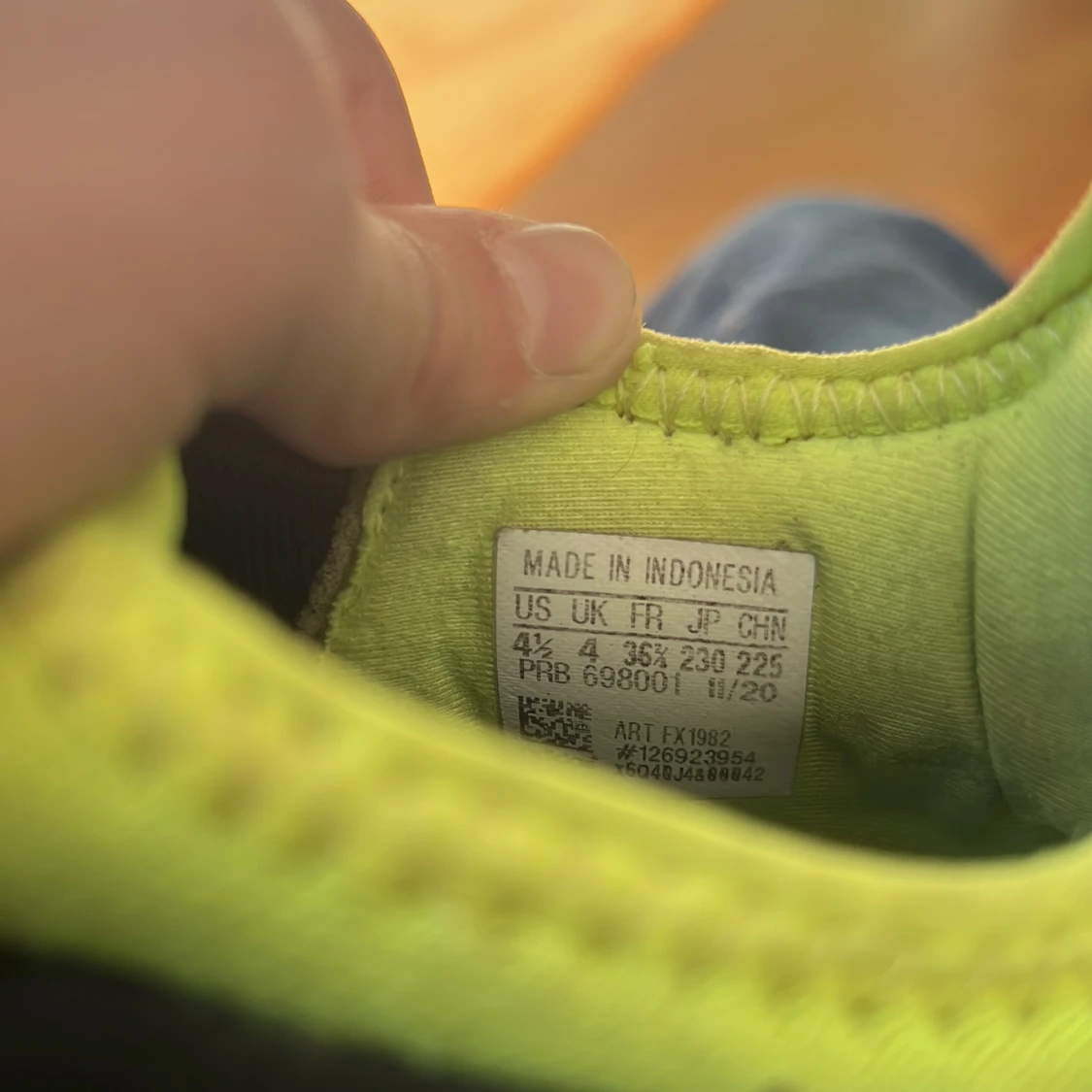 Svart gröna fotbollsskor från Adidas - 3