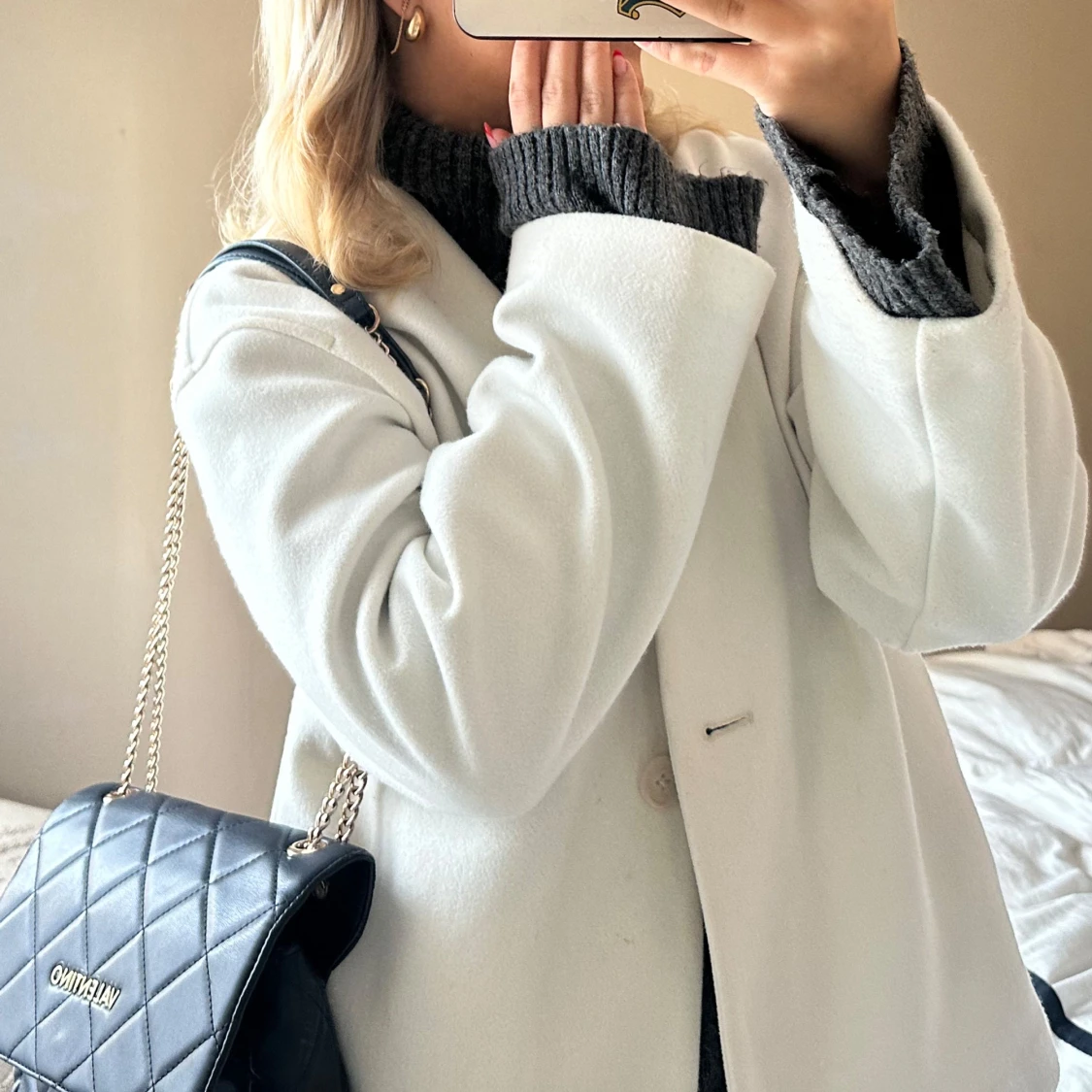 Vit kappa bikbok - 1