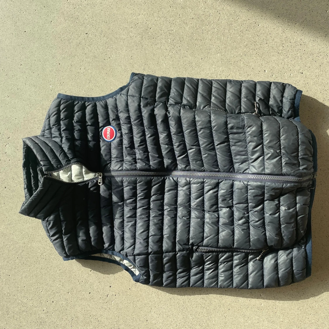 Mörkblå colmar väst - 1