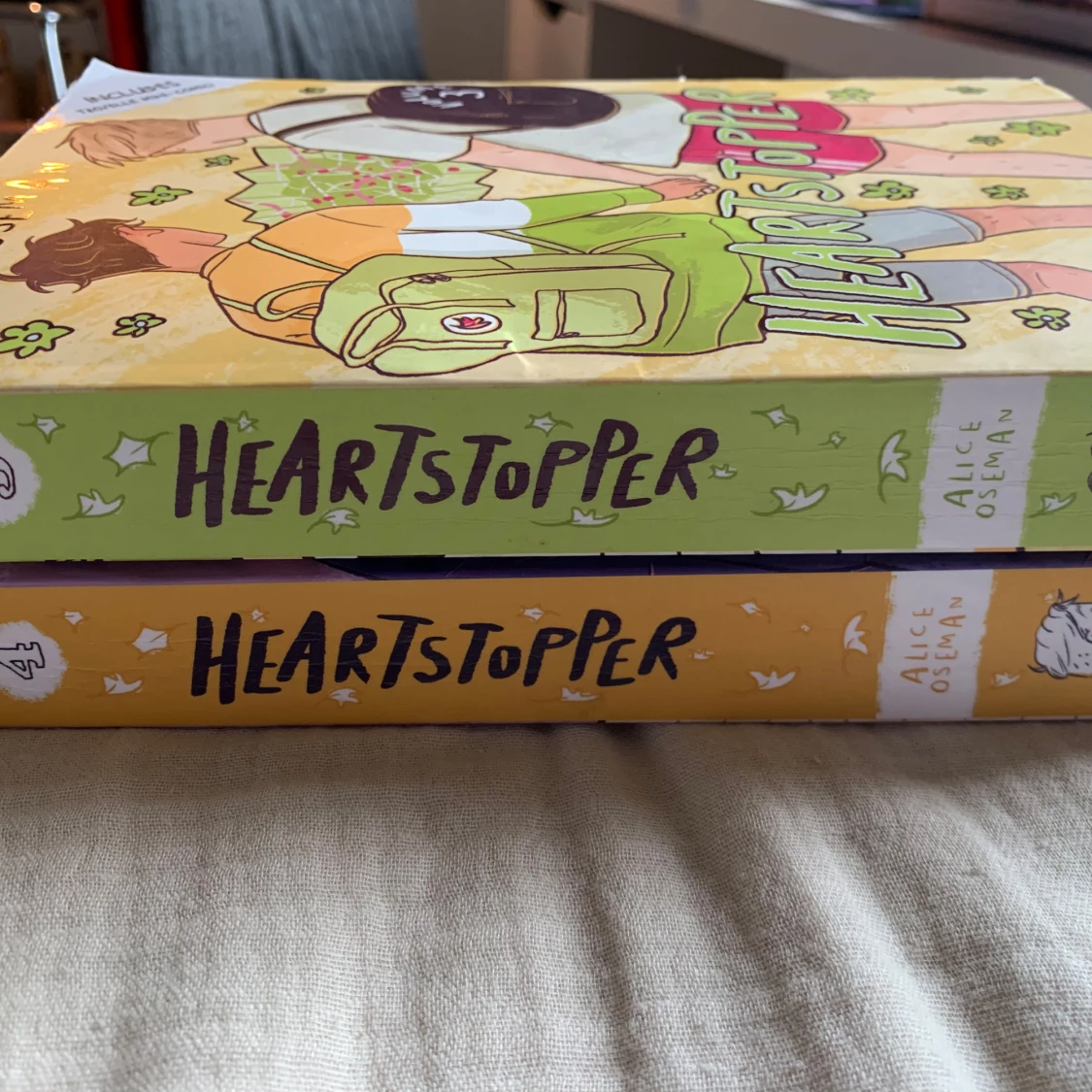 Heartstopper engelsk Volym 3 och 4 av Alice Oseman - 3