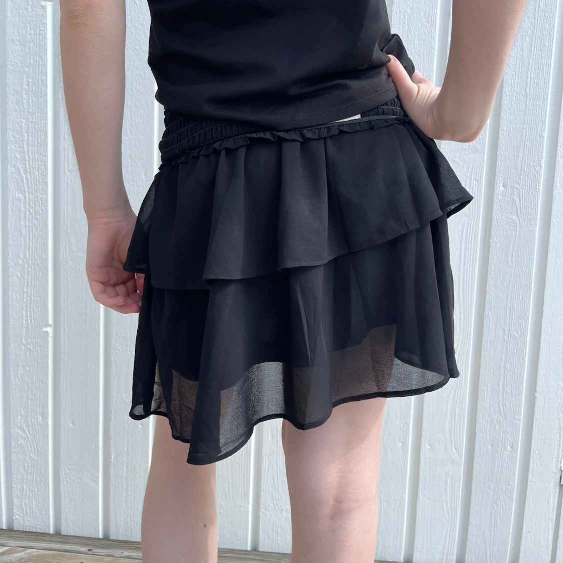 Svart volangkjol - 3