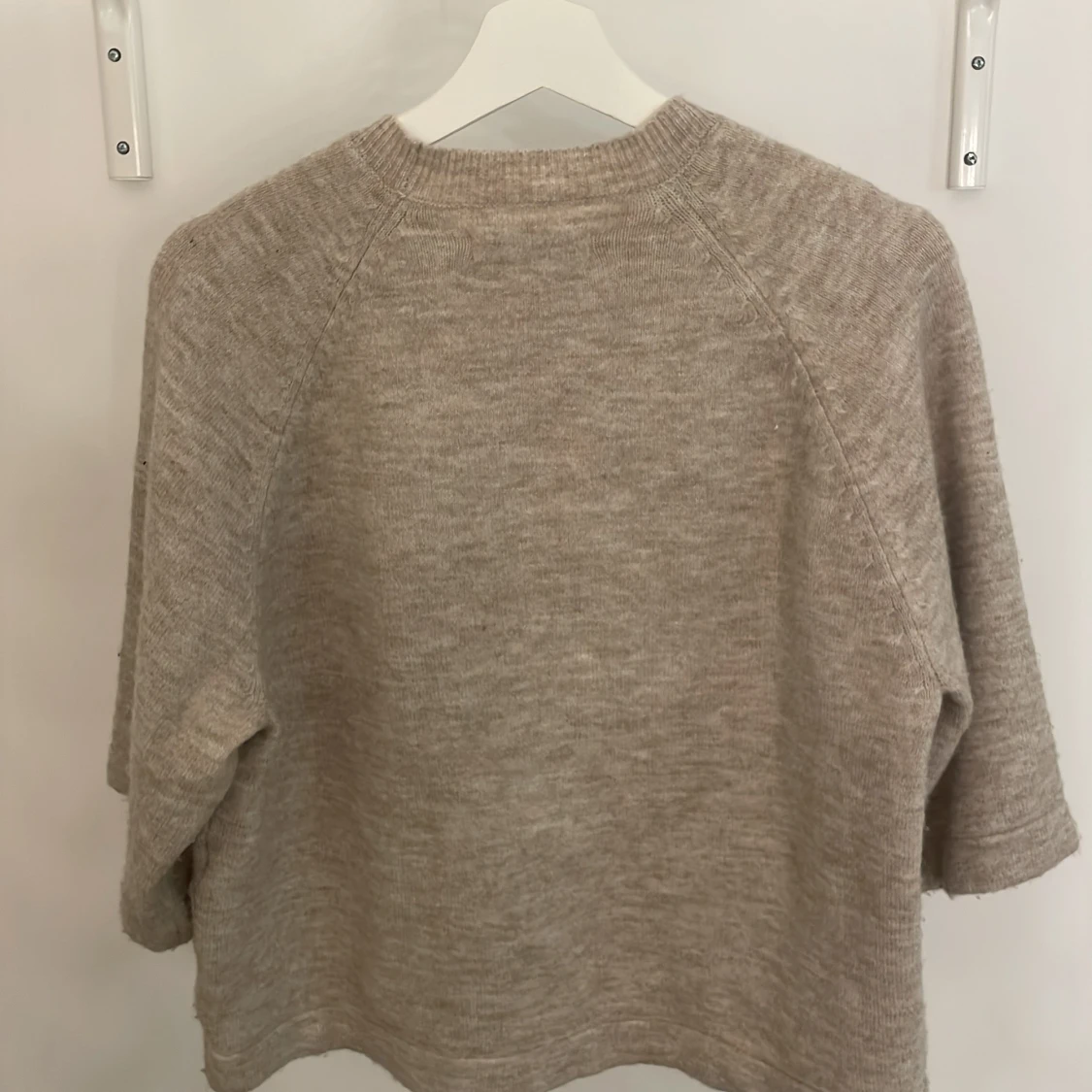 Beige stickad tröja från ONLY - 1