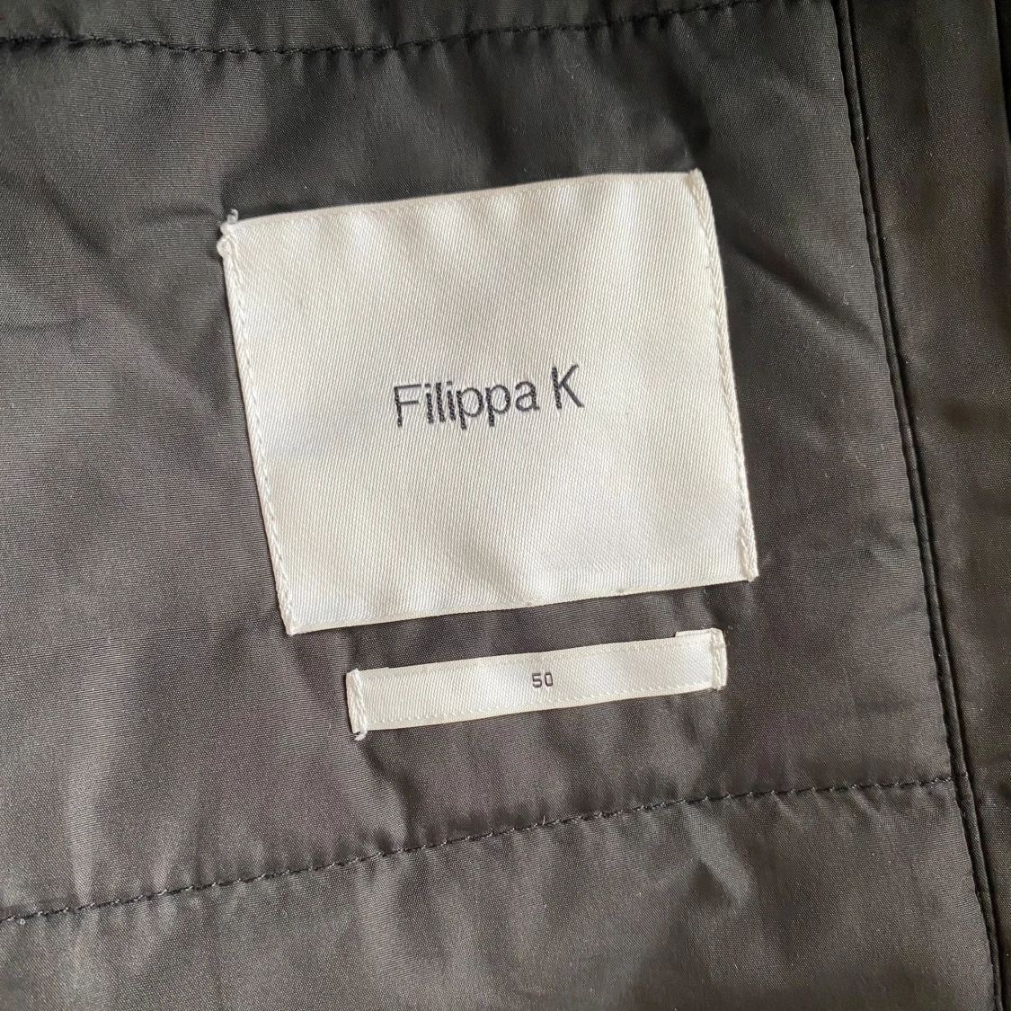 Svart väst från Filippa K - 3
