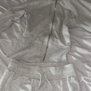 Nelly sett - Nelly sett inga defekter på den s i båda delarna