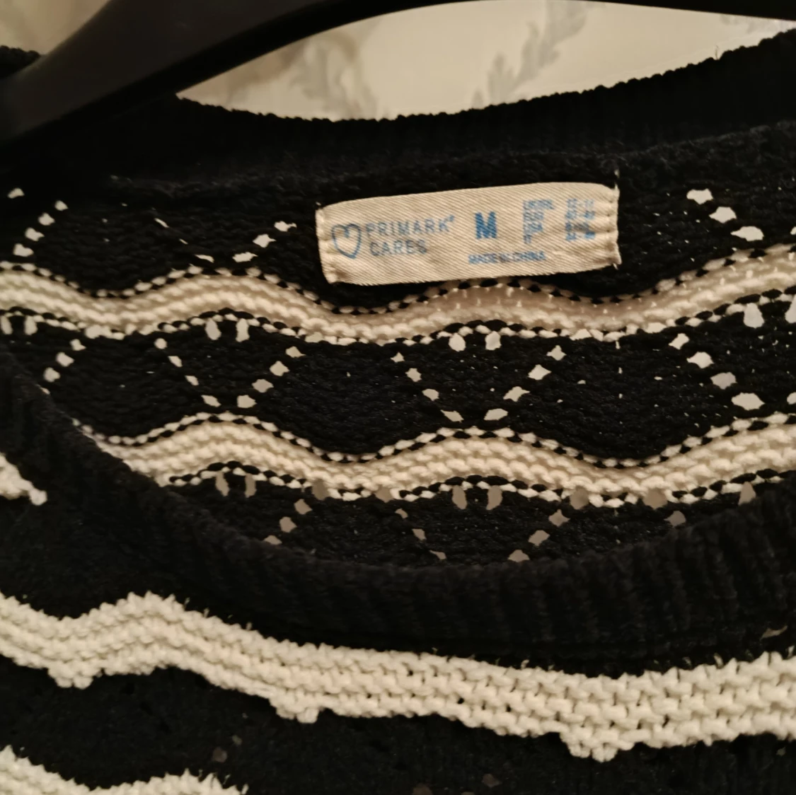 Randig stickad tröja  - 2