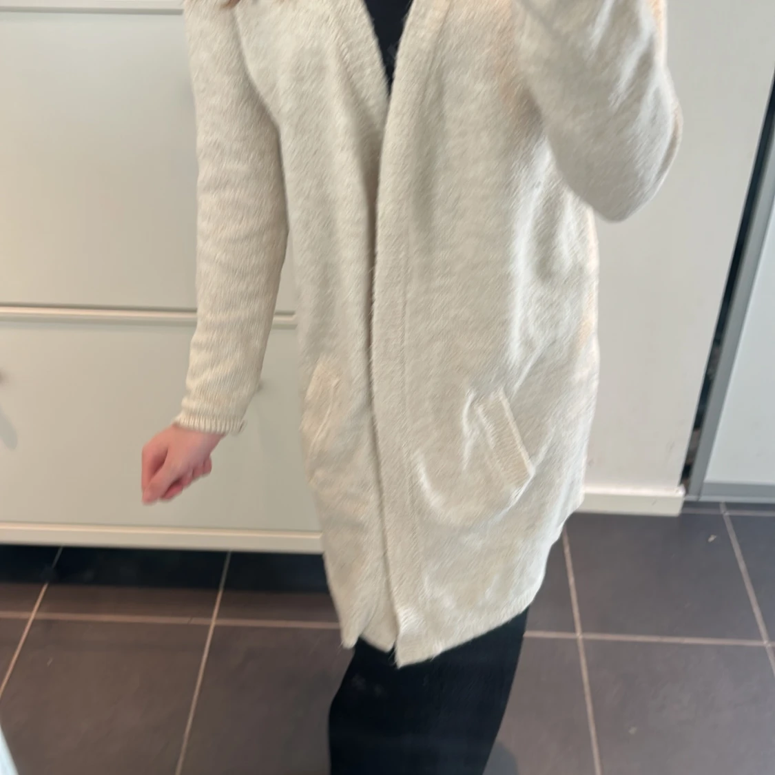 Beige stickad kofta - 1