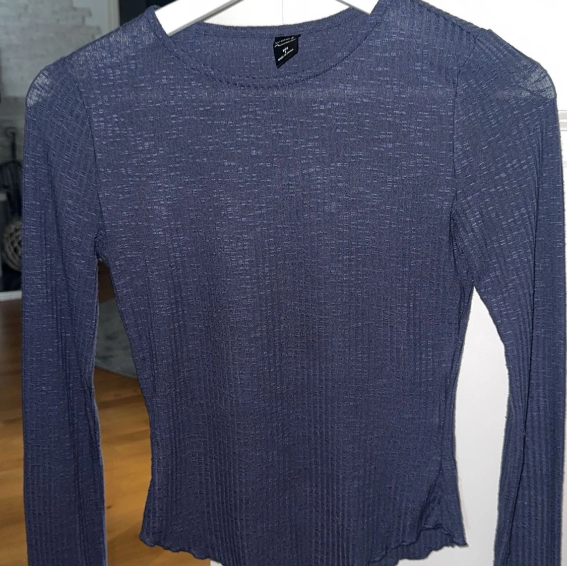 Mörkblå ribbad tröja från Dazy - 3