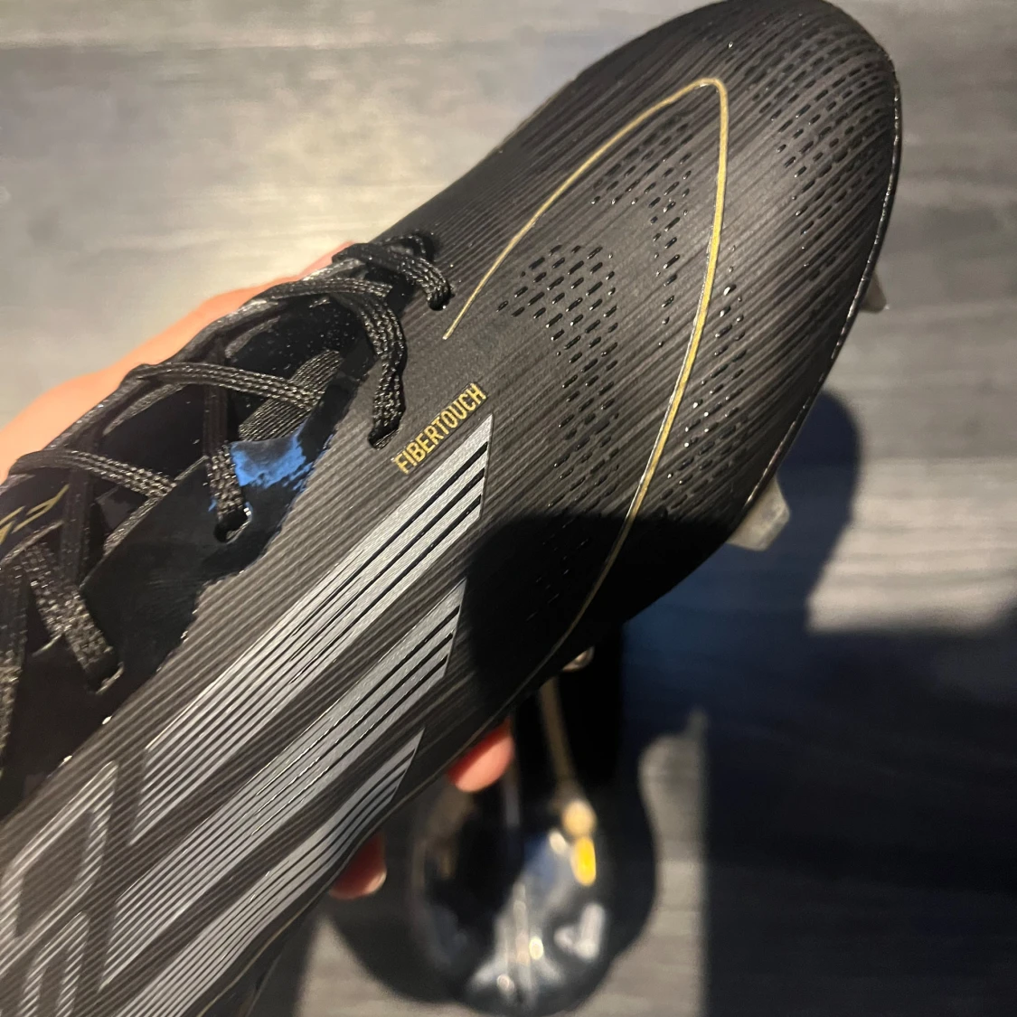 ADIDAS F50 ELITE FG DARK SPARK - SVART/SILVER/GULD - 2