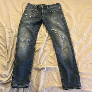 G-Star RAW jeans - Slim                                                                                          Storlek 29 30