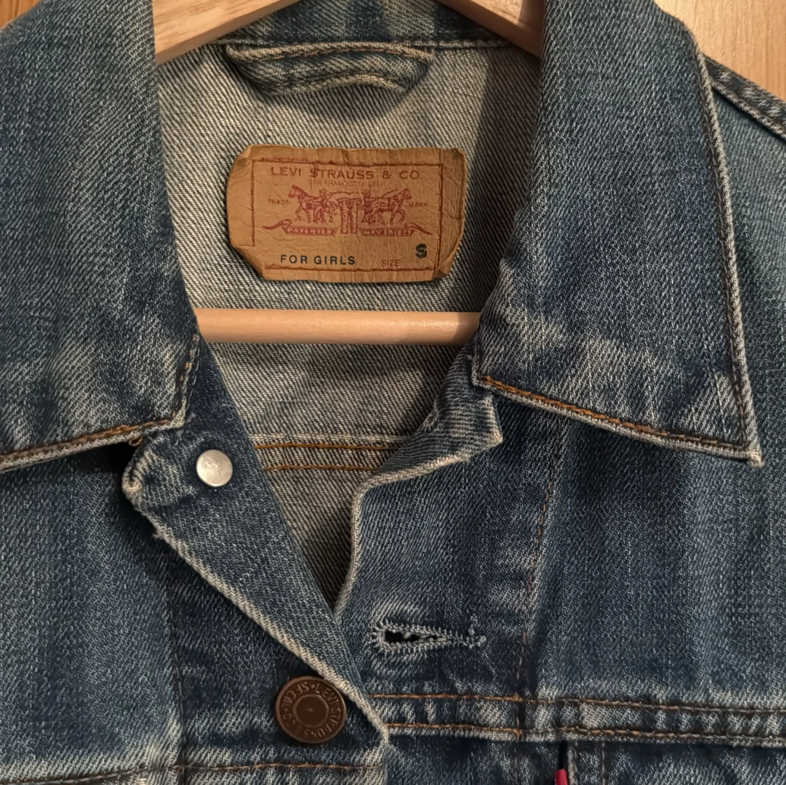 Blå jeansjacka från Levi's - 2