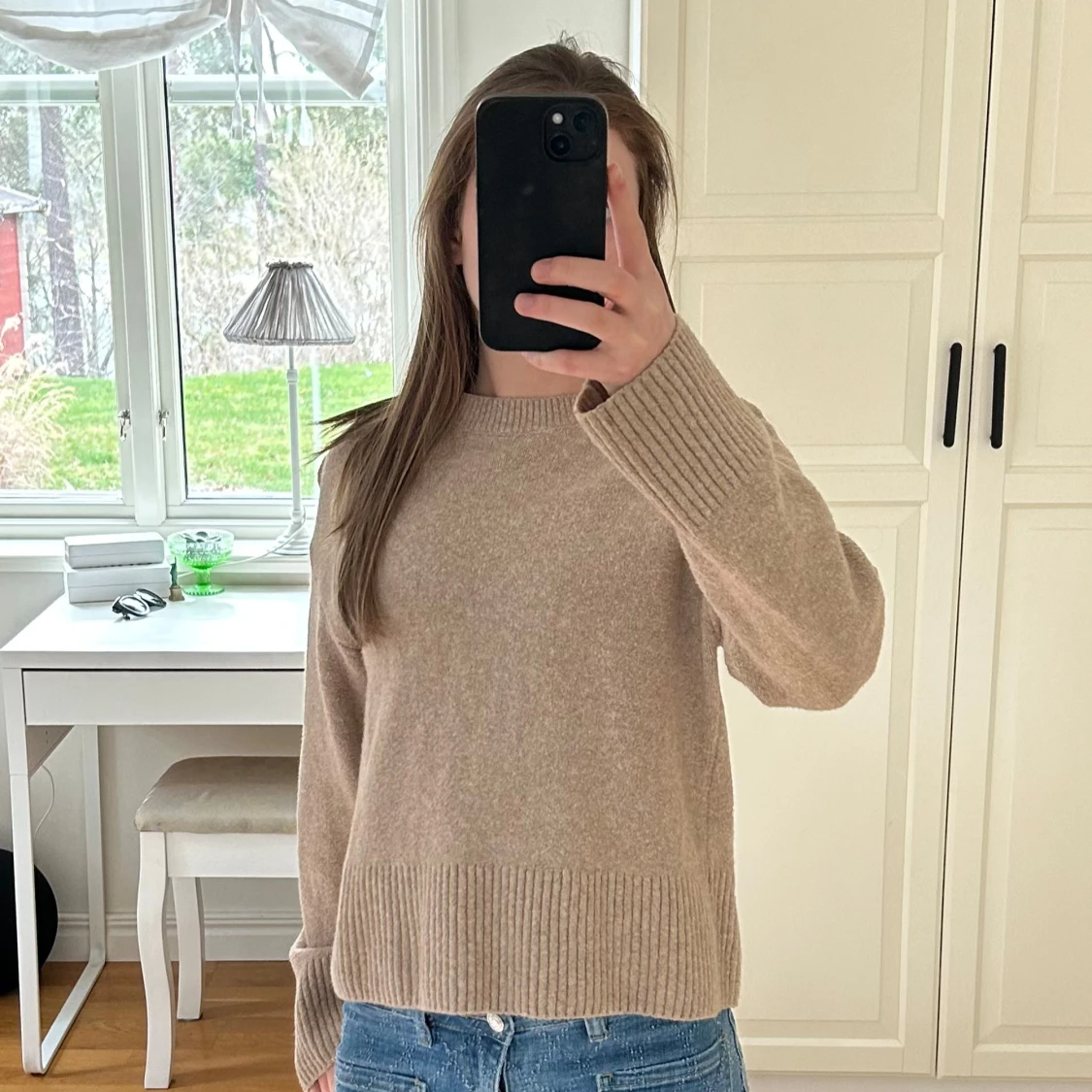 Beige stickad tröja