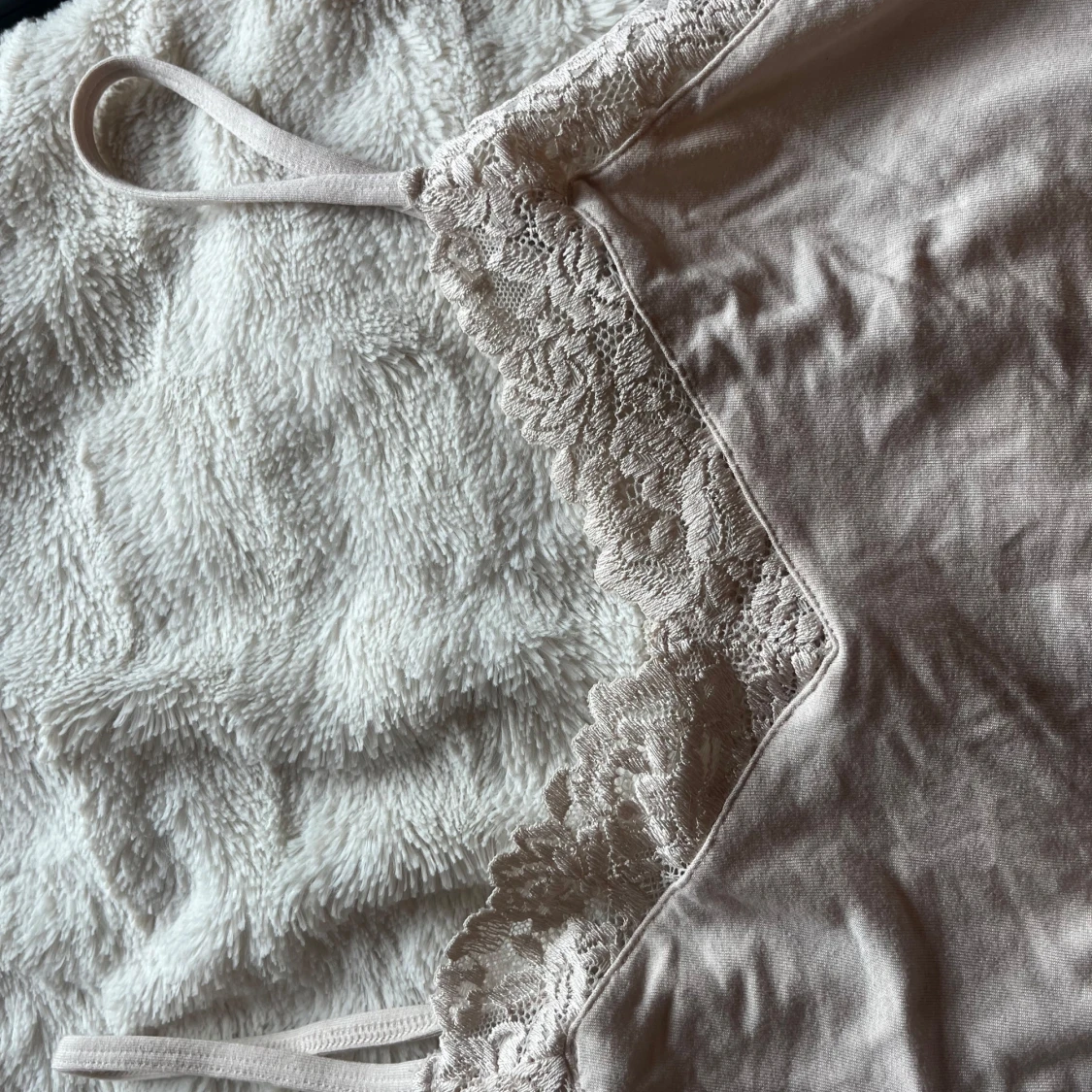 Beige linnetopp från Intimissimi - 3