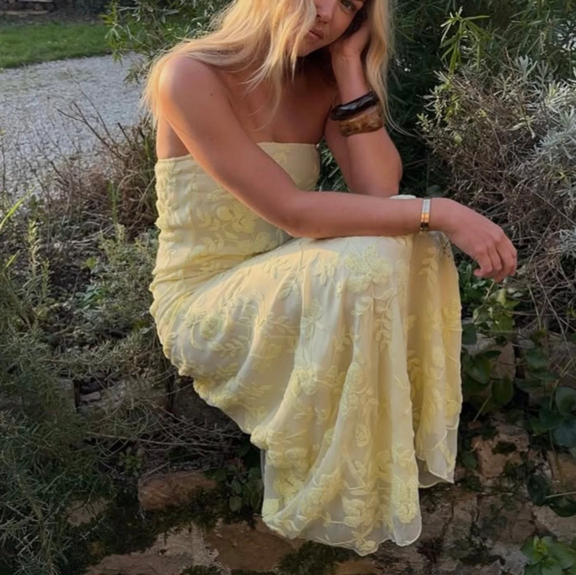 Den vackraste klänningen 💛 - 2