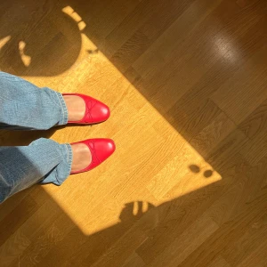 Röda ballerinaskor från Primark - Snygga röda ballerinaskor från Primark! Inte kommit till användning. 