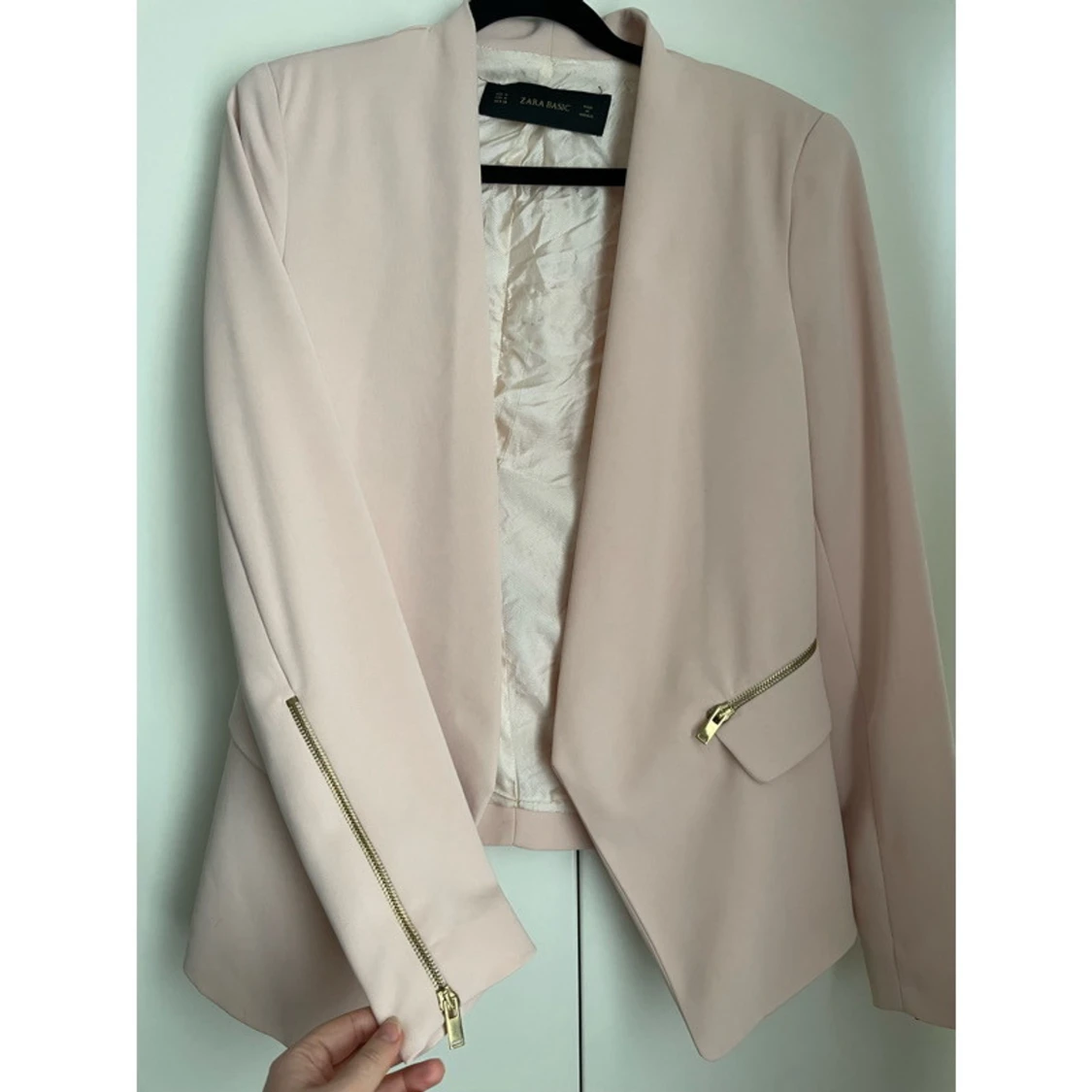 Elegant ljusrosa kavaj från ZARA BASIC – Strl M  - 1