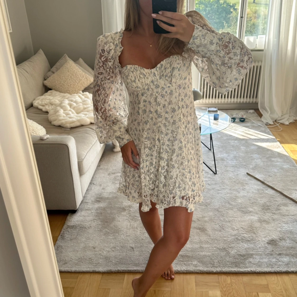 For Love & Lemons klĂ€nning đ©”