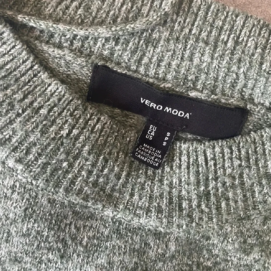 Grön stickad tröja från Vero Moda - 1