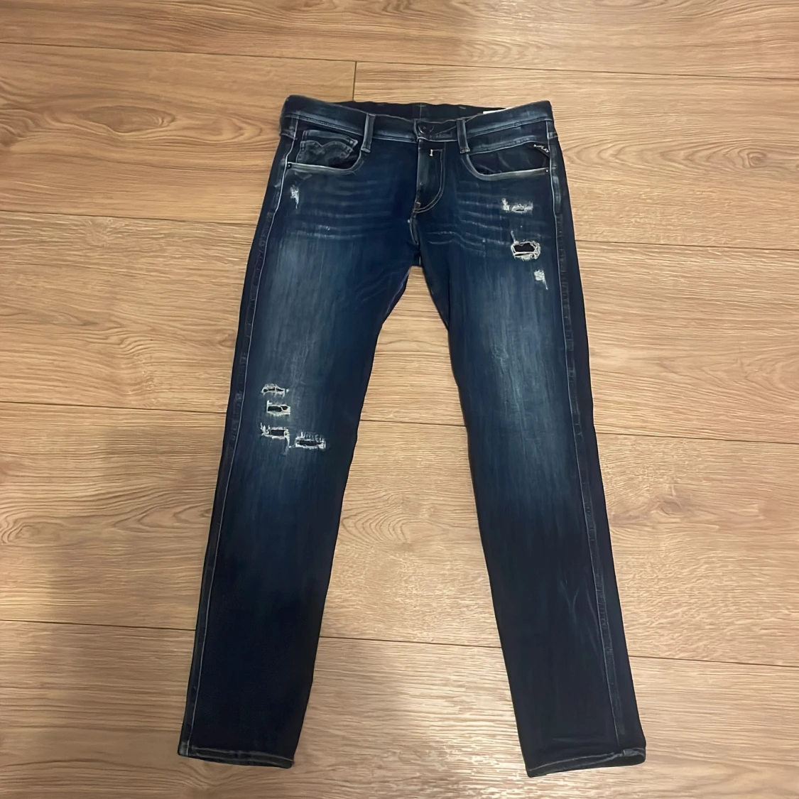 Replay jeans blå slitna slim 28/30