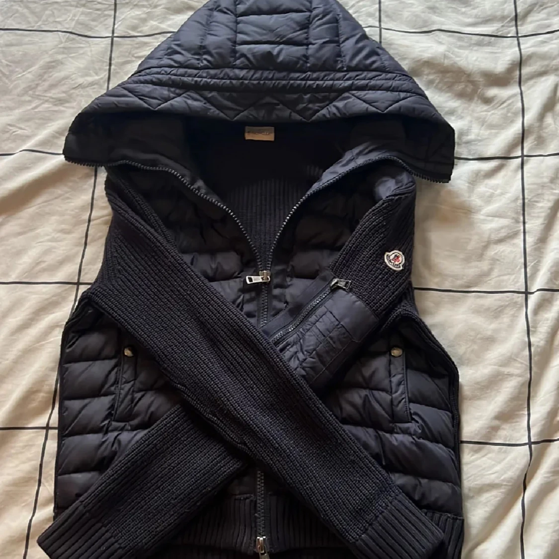 Mörkblå moncler cardigan 