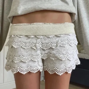 Spetsshorts - Helt oanvända. Passar alla storlekar. Sista bilden är min.  Tryck på köp nu❤️
