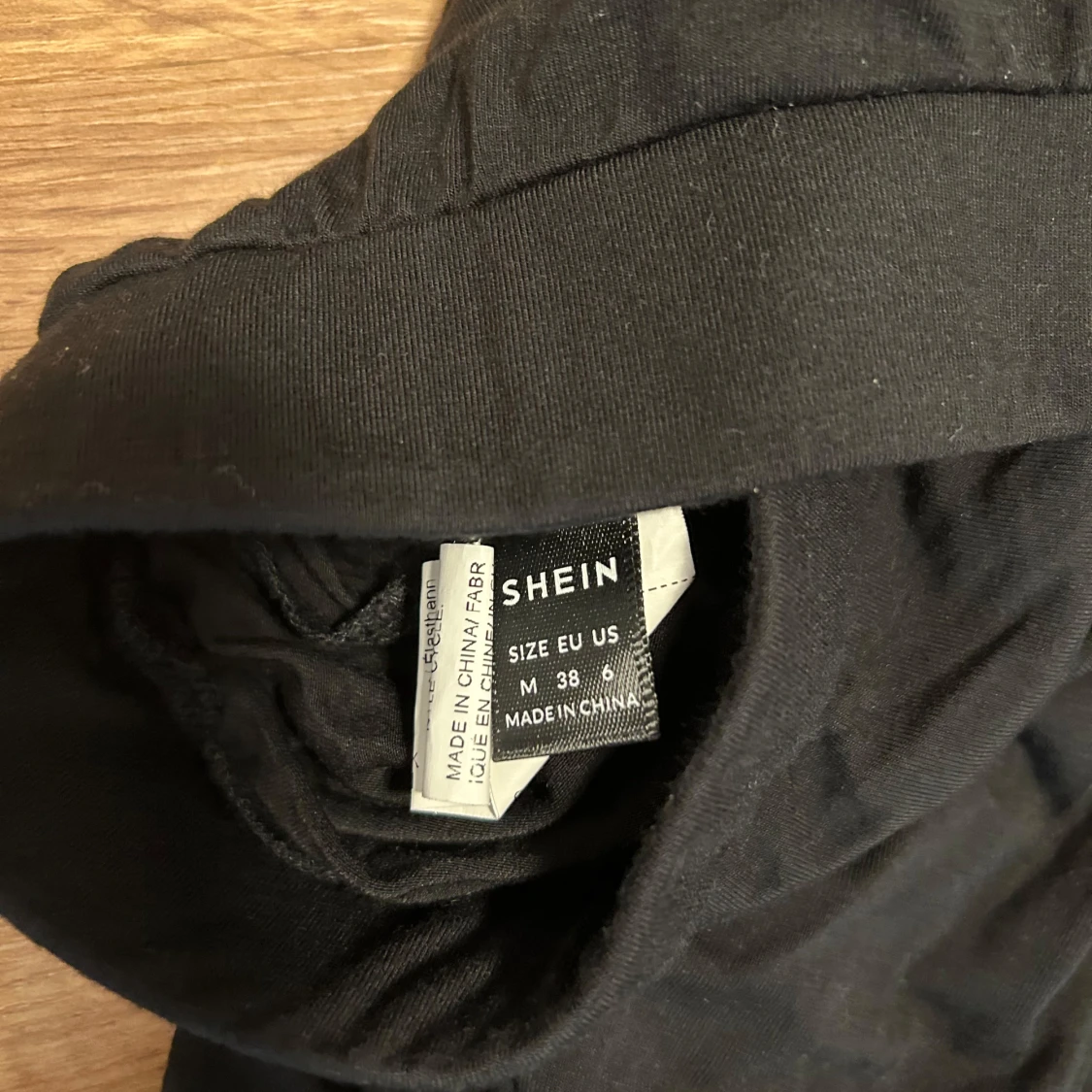 Svart långkjol från SHEIN - 1