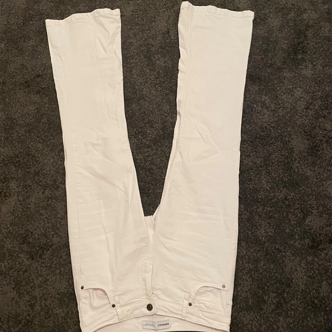 Vita jeans från Bershka - 3