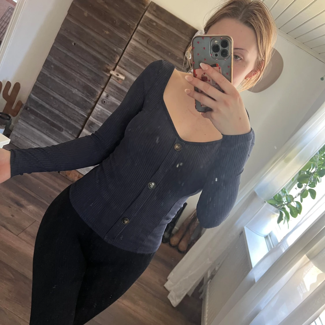 Svart ribbad topp - 1