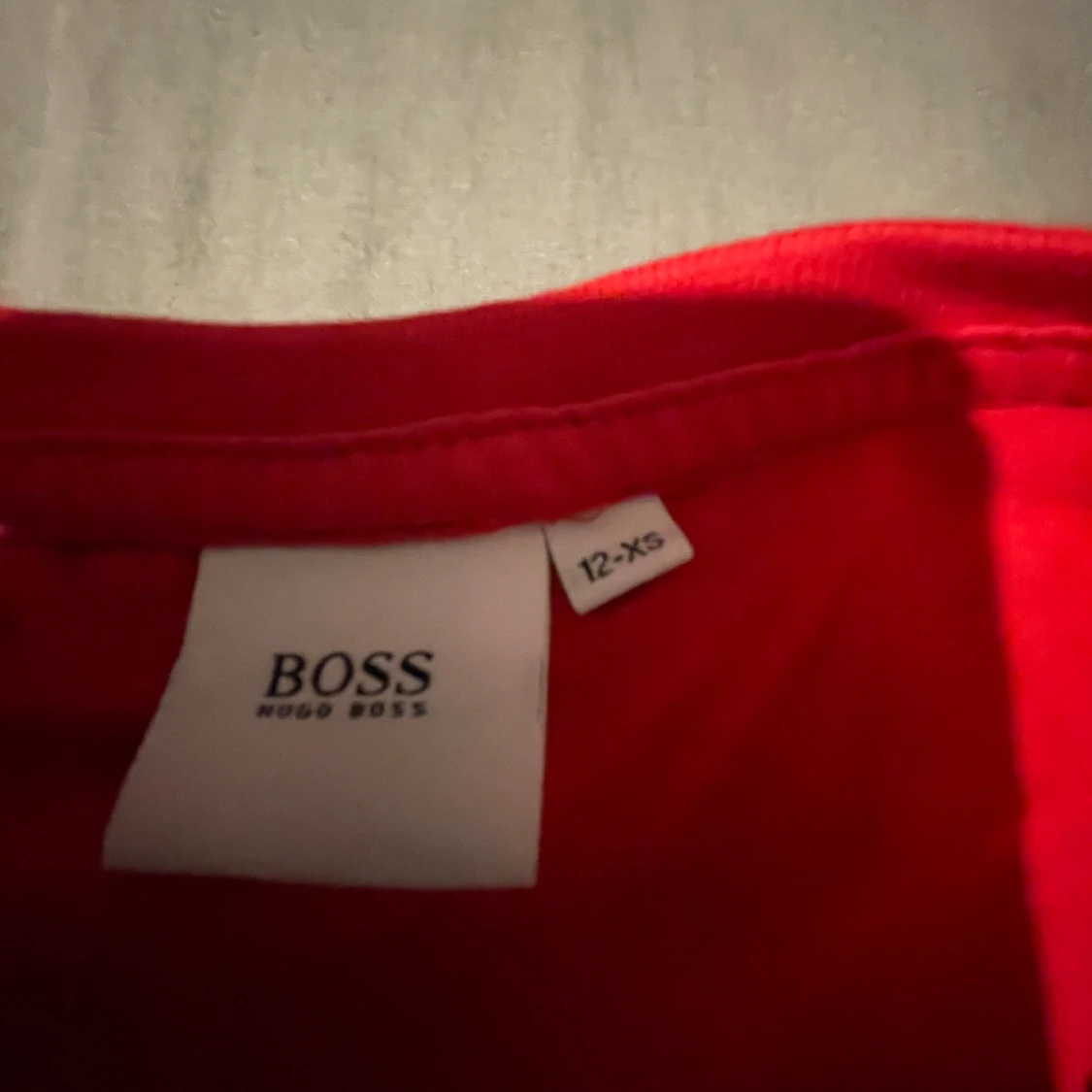 Röd långärmad tröja från Hugo Boss - 2