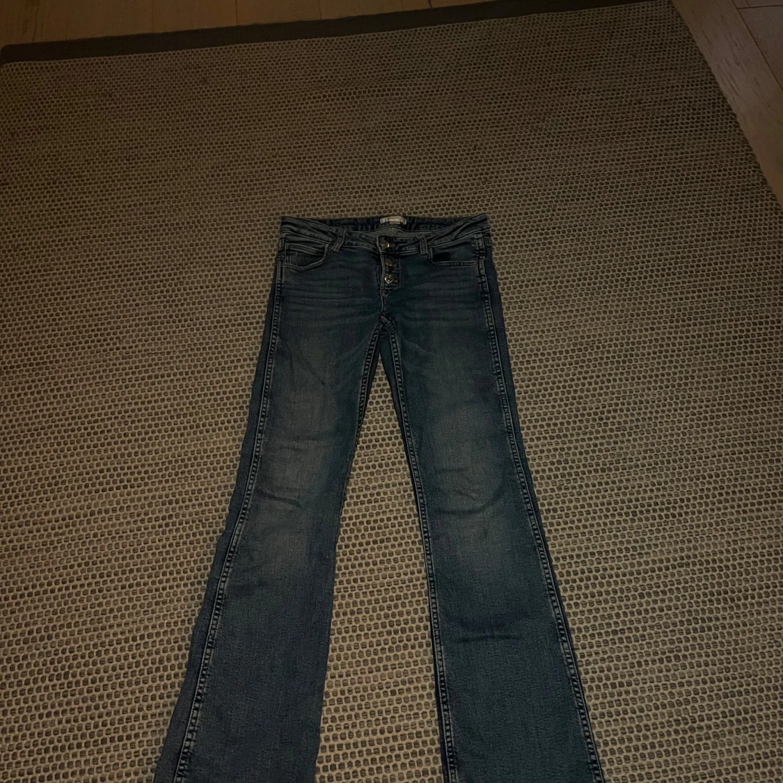 Lågmidjade jeans - 1