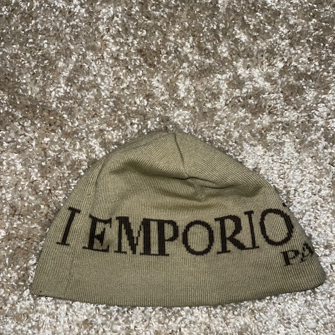 Emporio Armani mössa