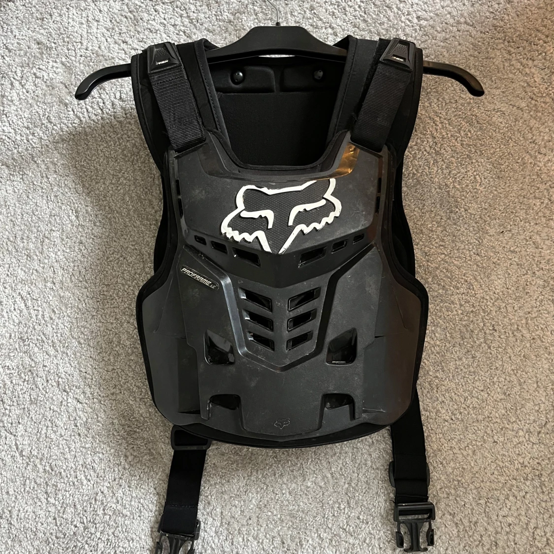 Svart skyddsväst från Fox - 2