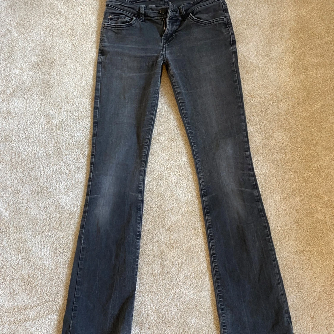 Svarta LTB jeans - 1
