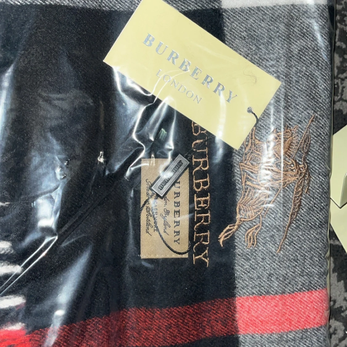 Burberry halsduk i kashmir rutig - 2