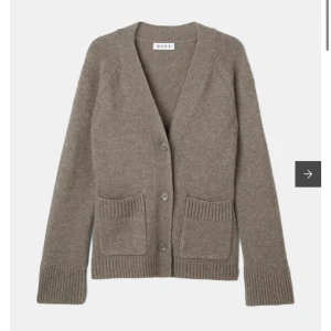 Wera ull cardigan  - Så fin kofta i jättebra skick. Inte använd mycket😇från Wera/åhlens
