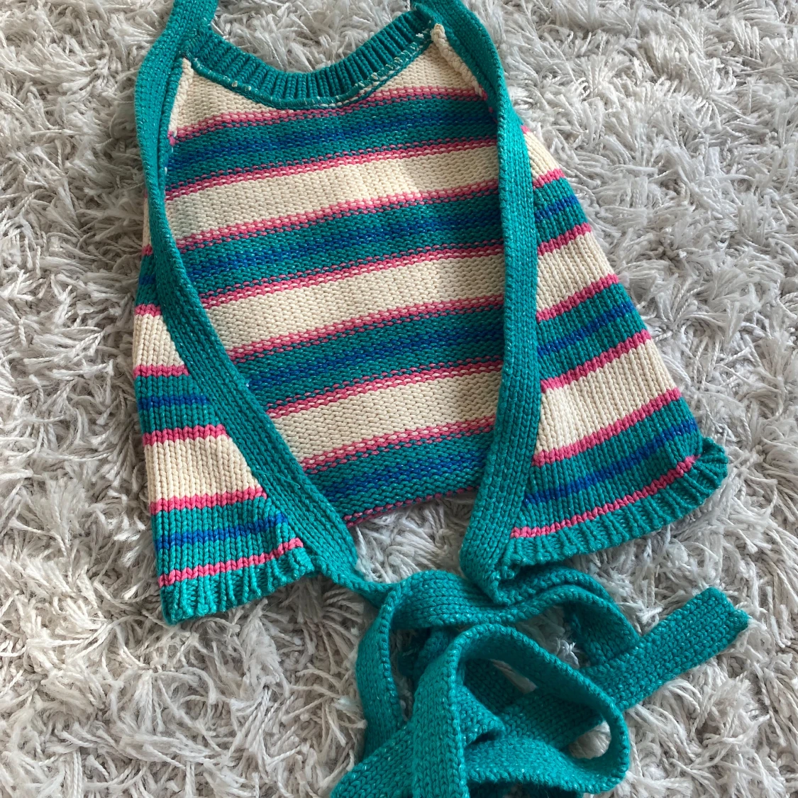 Stickad backless top - 1