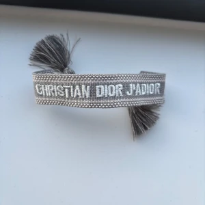 Grå Christian Dior J'Adior armband - Helt ny och oanvänd 